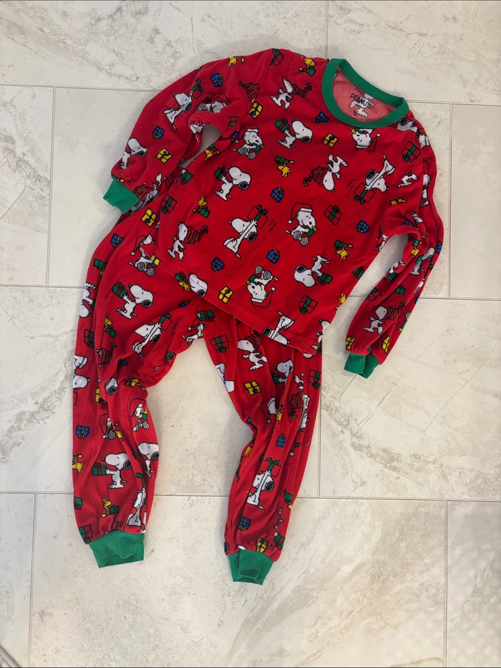 Peanuts Red Snoopy & Woodstock Kids One-Piece Footie with Green Trim